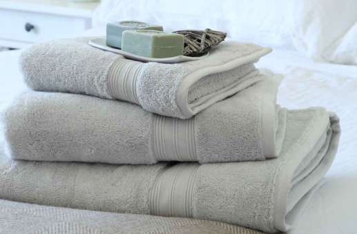 The Ultimate Guide to Choosing the Perfect Bath Towel Set