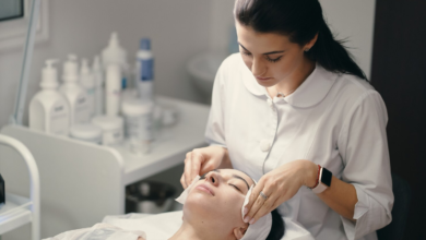 Choosing the Right Cosmetic Skin Clinic for Advanced Skin Treatments and Long-Term Skin Health